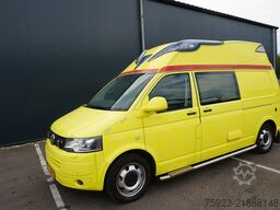VW TRANSPORTER AMBULANCE MEDIC TRUCK