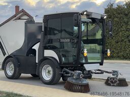 Boschung Urban Sweeper S2.0 Powered by Electric