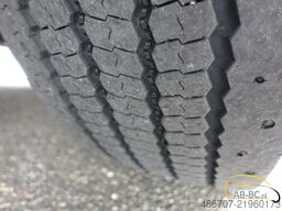 MERCEDES-BENZ Intouro 49 Sitze Liftbus EURO 6