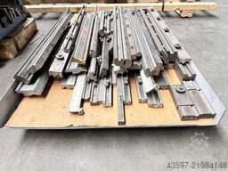 AMADA PROMECAM HFB 220-30 H