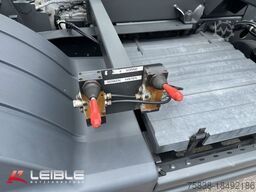 MERCEDES-BENZ Atego 818*BDF*Hubschwinge*Klima*3 Sitze*