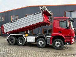 MERCEDES-BENZ Arocs 3243 8x4 Kipper Schwarzmuller Bordmatik