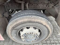 MERCEDES-BENZ Arocs 3243 8x4 Kipper Schwarzmuller Bordmatik