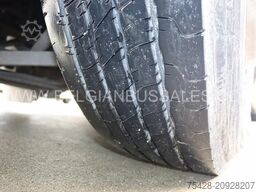 VDL/Bova Futura FHD 127.365 / Handicaped lift / Full opt...