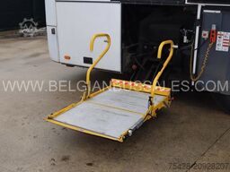 VDL/Bova Futura FHD 127.365 / Handicaped lift / Full opt...