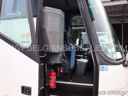 VDL/Bova Futura FHD 127.365 / Handicaped lift / Full opt...