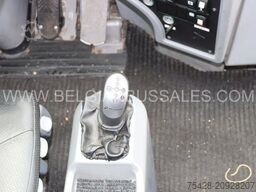 VDL/Bova Futura FHD 127.365 / Lift / Full option /12,7m