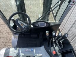 Still RX60-25
