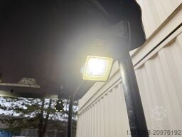 JCB 16C-1 /2022 BJ/ 779 H / verbr. Laufwerk/2xLöffel