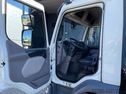 DAF LF220