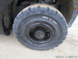 Hyster H2.5FT - Triplex-Freihub + Seitenschieber