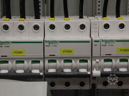 Schneider wöhner IC60N  LUCA05BL