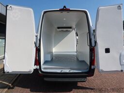 Mercedes-Benz Sprinter 317 Koel/Vries/Verwarmen met nachtaans...