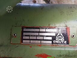 FUCHS 713, Verstellausleger, Allradantrieb