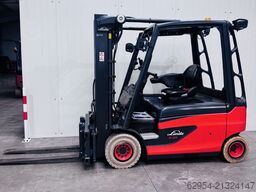 Linde E 25 L-01 Triplex Batterie Bj.19
