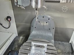 HAAS UMC-750