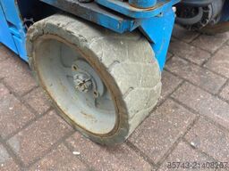 Genie GS1932 Electric, Working Height 7.8 m, 227kg Capac