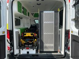 FORD Transit / RTW / Trage Liege