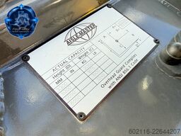AISLE MASTER 20WHE TRIPLEX 8050 FREE-LIFT SIDE-SHIFT