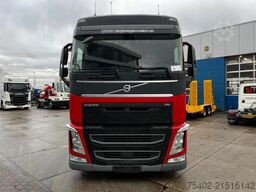 Volvo FH 13.460 Globetrotter / Mega / 2x Tank