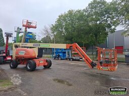 JLG 800AJ