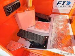 Hubtex DQ45-D TRIPLEX 5500 FORK POSITIONER