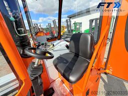 Hubtex DQ45-D TRIPLEX 5500 FORK POSITIONER