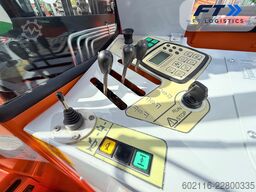 Hubtex DQ45-D TRIPLEX 5500 FORK POSITIONER