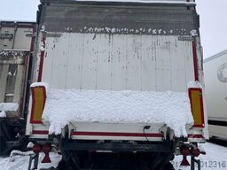 Schmitz Cargobull closed semi trailer w/ refrigerator/freezer unit