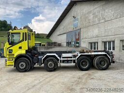 Renault Lander 450 8x4