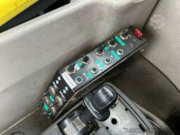 Renault Lander 450 8x4