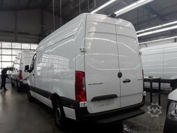 Mercedes-Benz Sprinter 317 CDI Hochdach L2H2 Im Zulauf