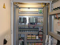 TWIN ROBOT WELDING CELL SEVERT-OTC S40.6-4