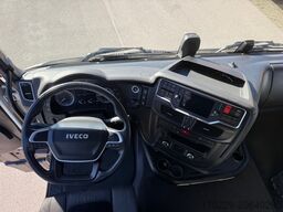 Iveco S WAY 490