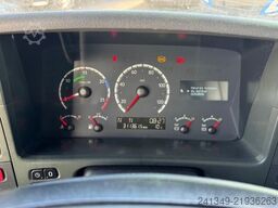 SCANIA P340 4x2 Getränkeaufbau