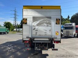 SCANIA P340 4x2 Getränkeaufbau