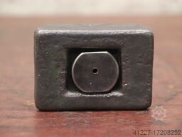 unbekannt Spannbreite 83 mm