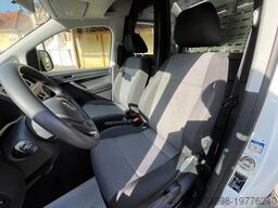 VOLKSWAGEN CADDY MAXI REGALS. TEMP. 4MOTION DACHTRÄ. KLIMA