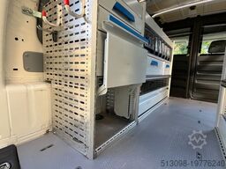 VOLKSWAGEN CADDY MAXI REGALS. TEMP. 4MOTION DACHTRÄ. KLIMA