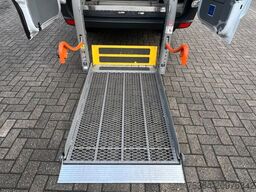 MERCEDES-BENZ Sprinter 314 BlueTEC 9Sitze+Rollstuhllift Klima