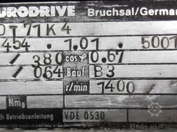 SEW-EURODRIVE R30DT71K4