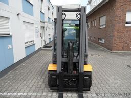 Jungheinrich TFG 430s - Freihub - wenig Stunden