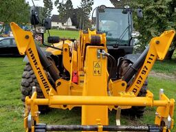 JCB 540-180 HI VIZ Diesel 18t