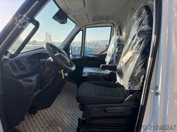 Iveco Daily 35S14 A8*R3.450mm*Automatik*Kamera*2Sitze*