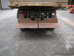 UNIMOG Unimog U1250 mit Kran