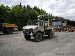 MERCEDES-BENZ Unimog U1250 mit Kran MKG 105