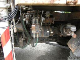 MERCEDES-BENZ Unimog U1250 mit Kran MKG 105