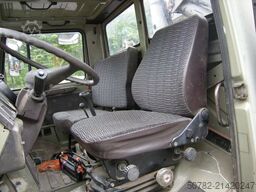 MERCEDES-BENZ Unimog U1250 mit Kran MKG 105