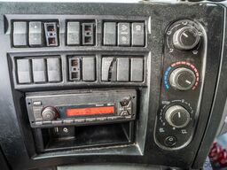 RENAULT D12 210 DXI + DHOLLANDIA