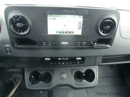 MERCEDES-BENZ SPRINTER 319 CDI STANDARD, IEBETüR